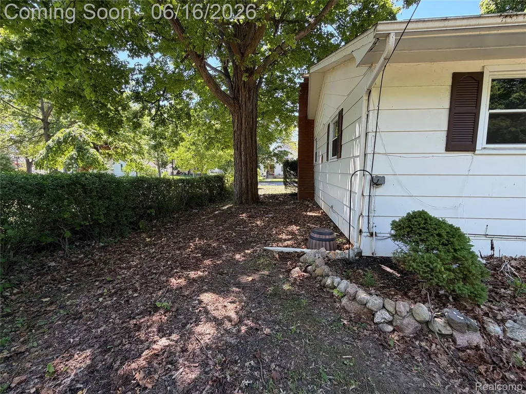 416 W Corunna Avenue Corunna City MI 48817