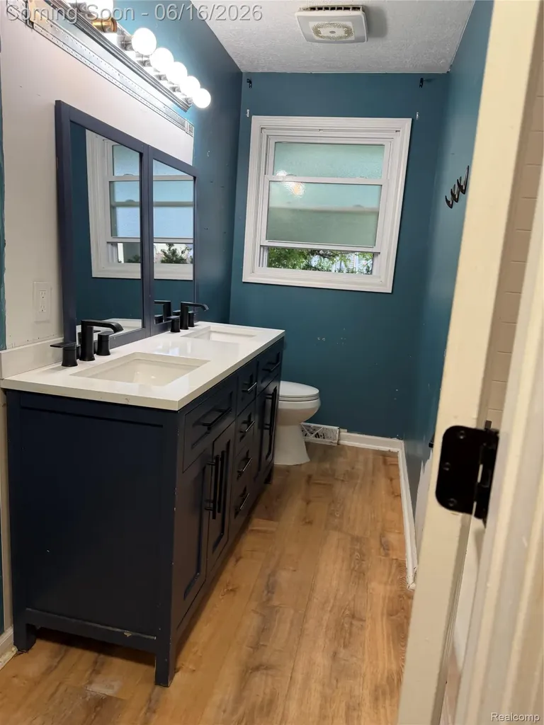 416 W Corunna Avenue Corunna City MI 48817