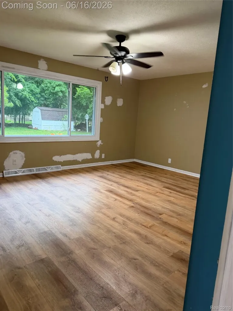 416 W Corunna Avenue Corunna City MI 48817