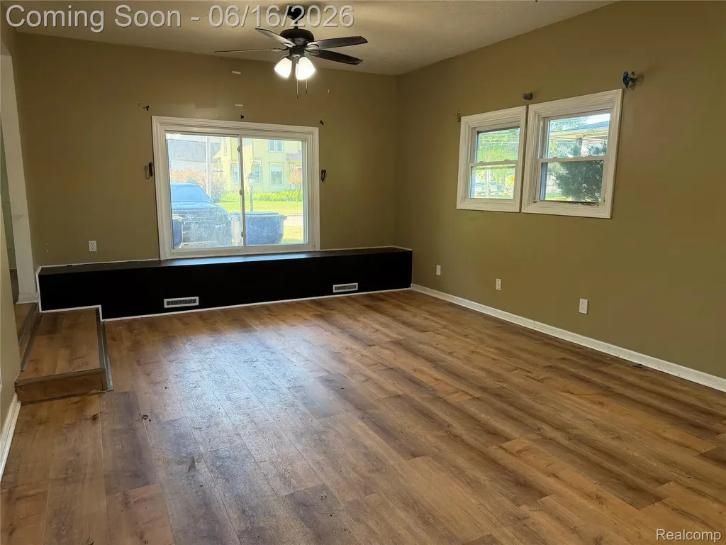416 W Corunna Avenue Corunna City MI 48817