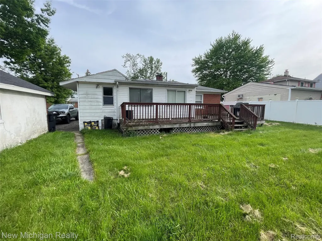 2811 Wisconsin Road Troy City MI 48083