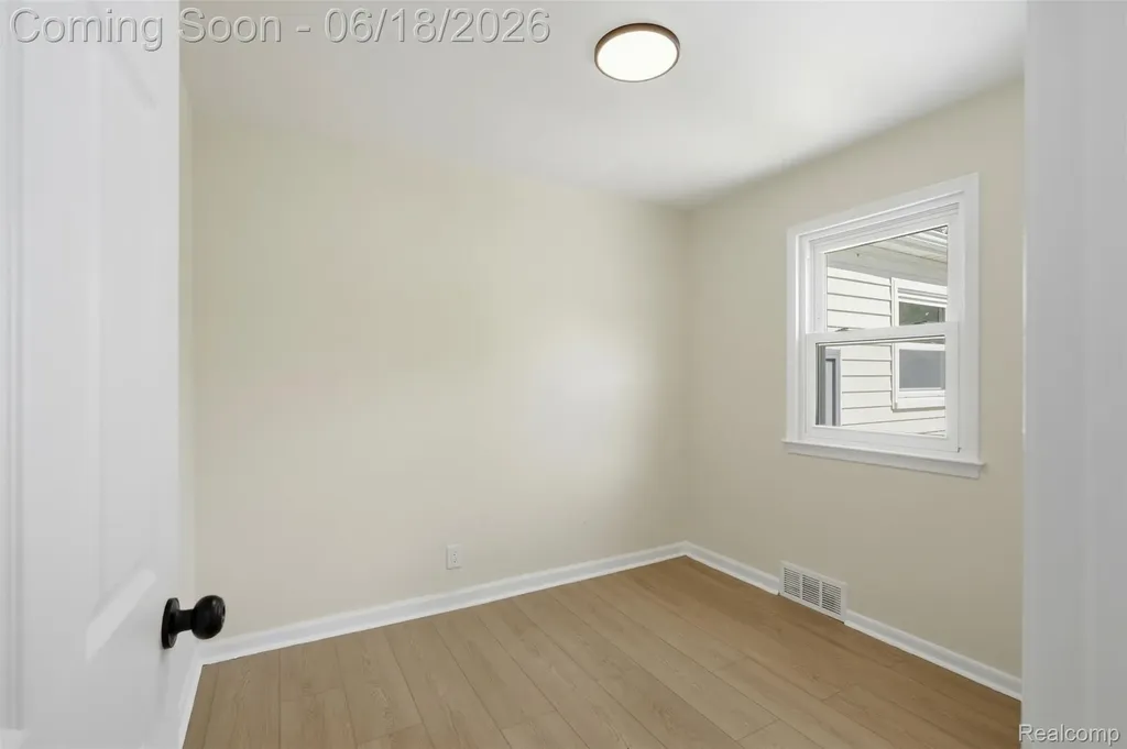 3829 W Auburn Road Rochester Hills City MI 48309