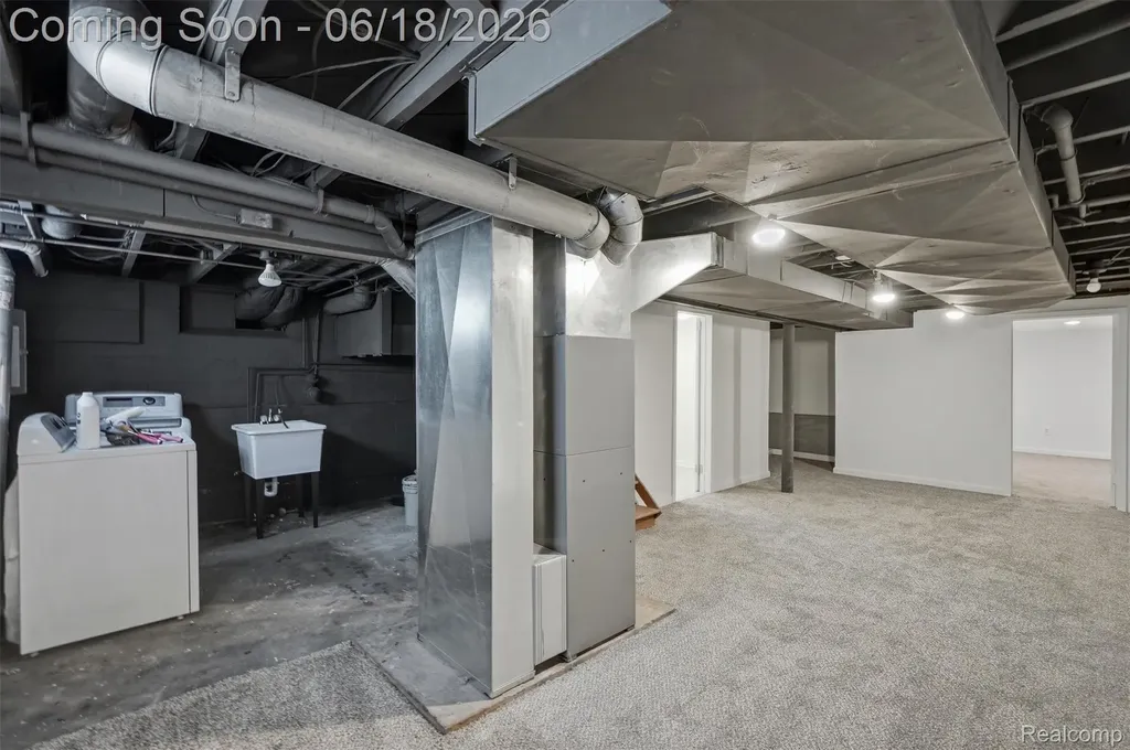 3829 W Auburn Road Rochester Hills City MI 48309