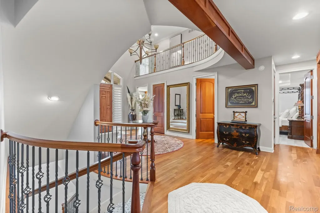 21480 Lujon Court Northville City MI 48167
