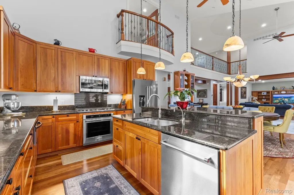 21480 Lujon Court Northville City MI 48167