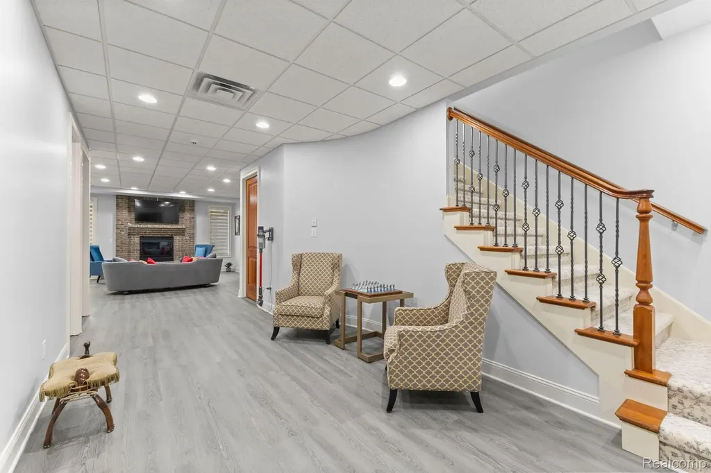 21480 Lujon Court Northville City MI 48167
