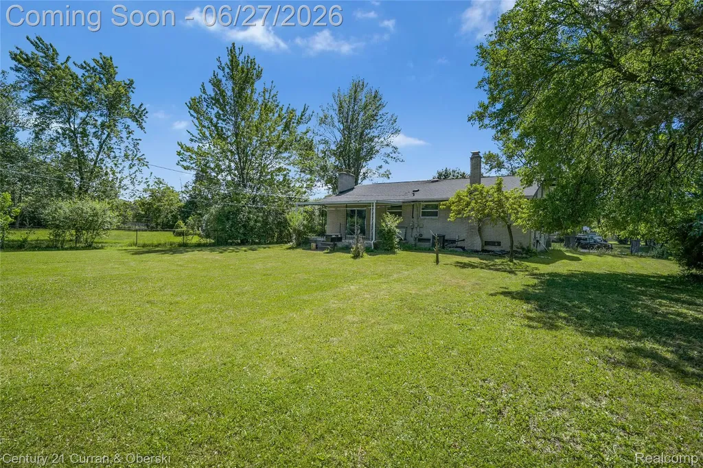 28906 Lorikay Street Farmington Hills City MI 48334