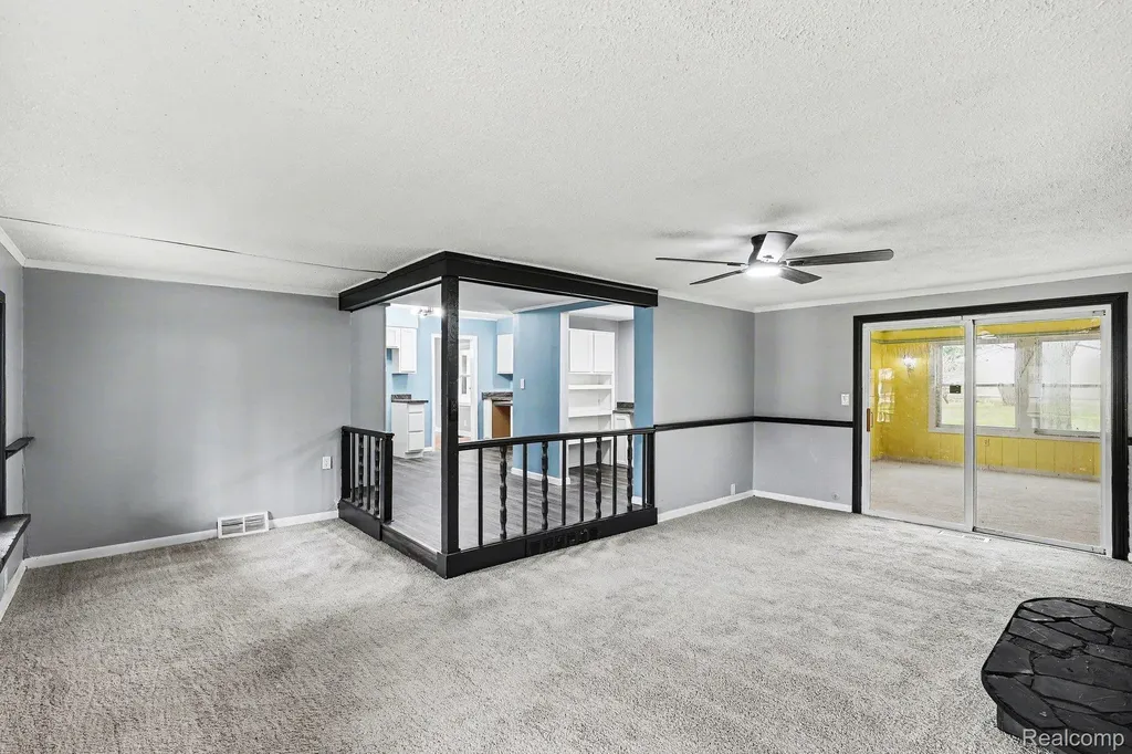 1260 Gilbert Street Flint Charter Township MI 48532
