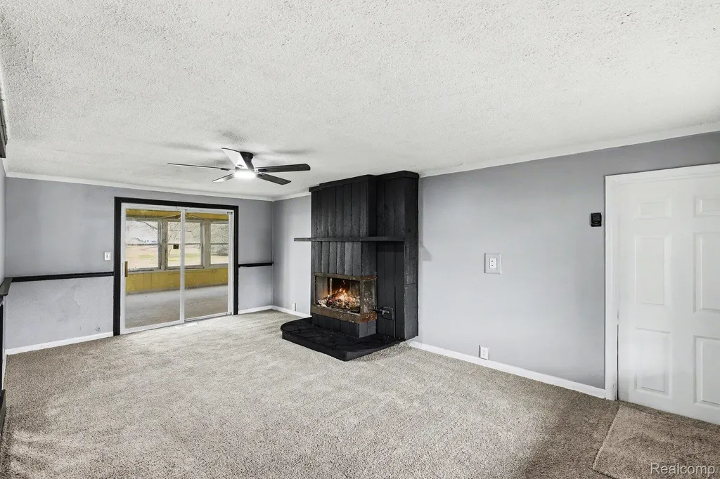1260 Gilbert Street Flint Charter Township MI 48532