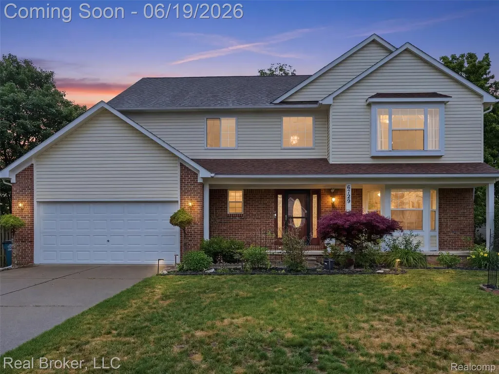 6729 Eckerman Drive Troy City MI 48085