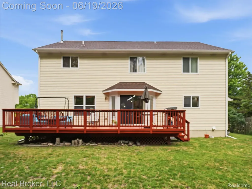 6729 Eckerman Drive Troy City MI 48085