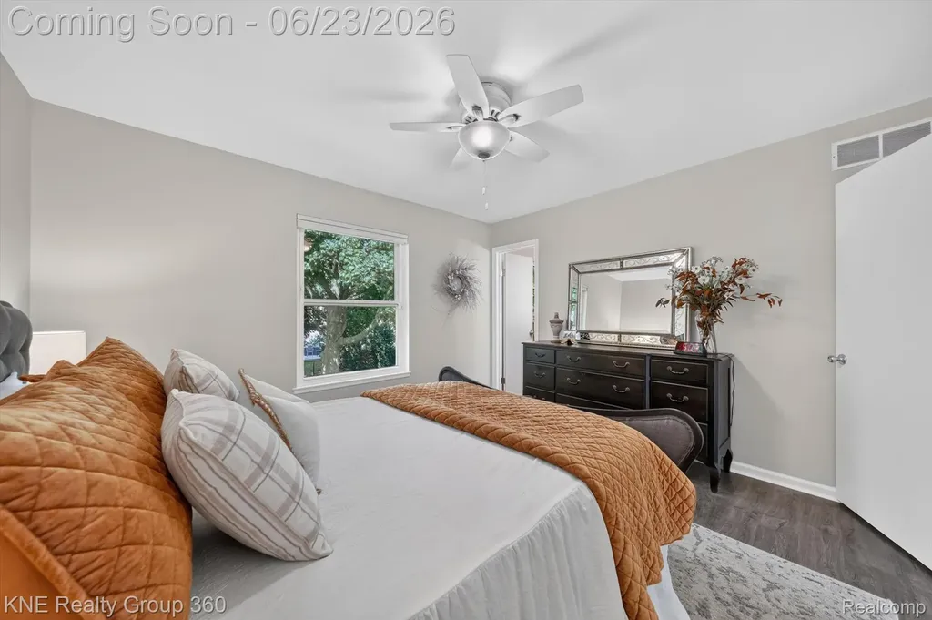 895 Fairway Trails Drive Brighton City MI 48116
