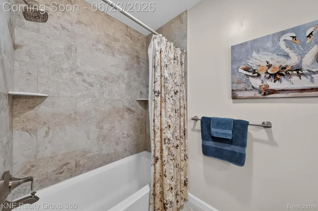 895 Fairway Trails Drive Brighton City MI 48116