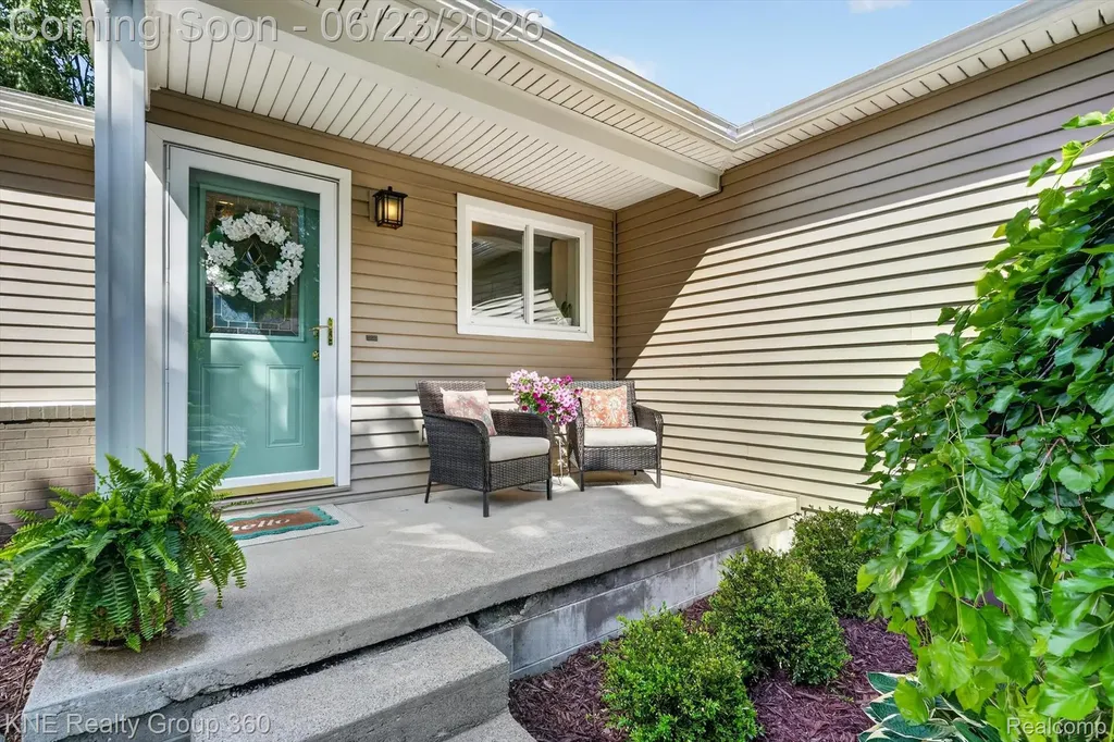 895 Fairway Trails Drive Brighton City MI 48116