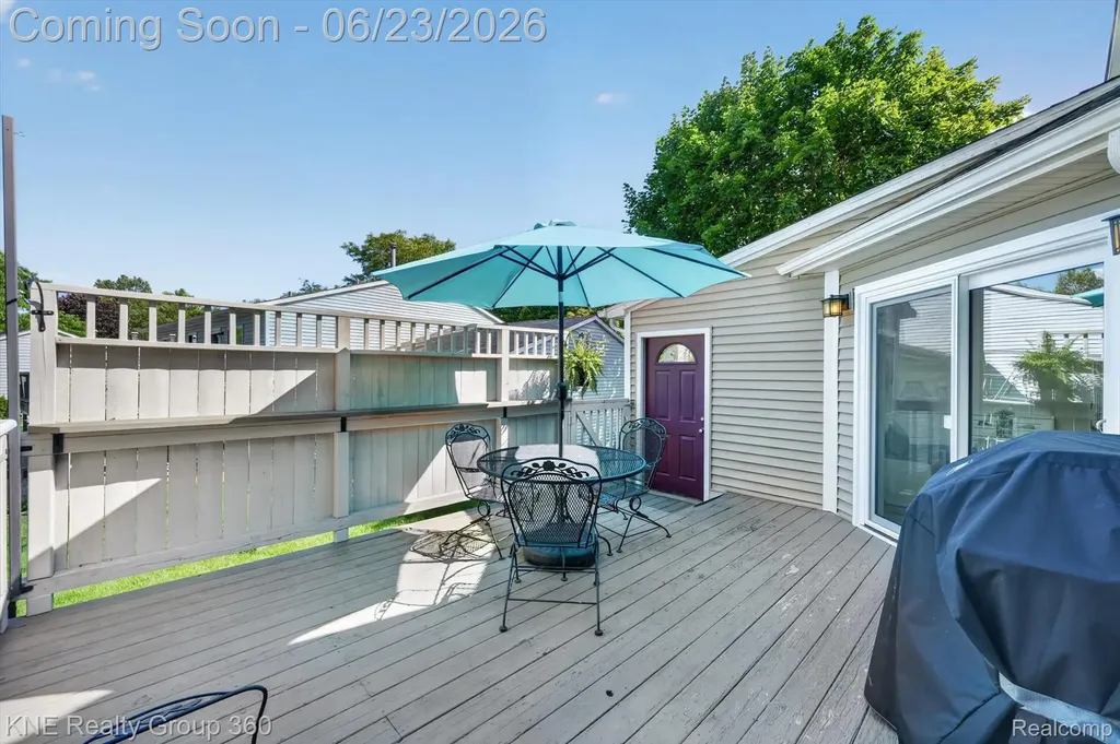 895 Fairway Trails Drive Brighton City MI 48116