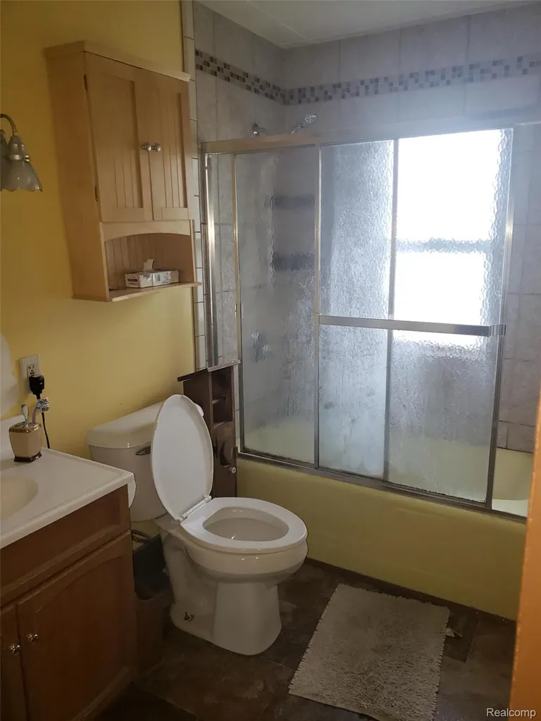 333 N Foster Avenue Lansing City MI 48912