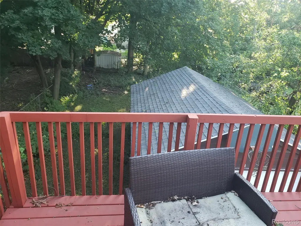 333 N Foster Avenue Lansing City MI 48912