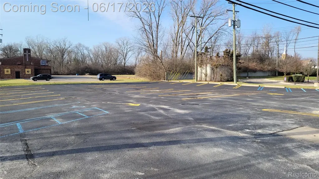 16749, 16755 & 16771 Middlebelt Road Livonia City MI 48154