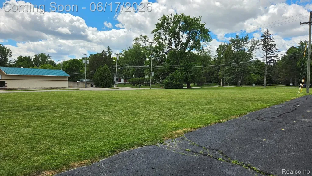 16749, 16755 & 16771 Middlebelt Road Livonia City MI 48154