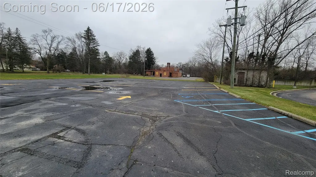 16749, 16755 & 16771 Middlebelt Road Livonia City MI 48154