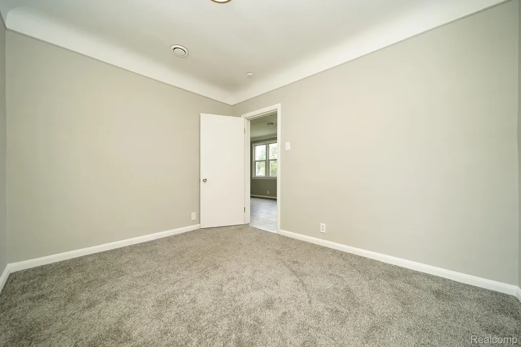 36807 Jefferson Avenue Harrison Charter Township MI 48045