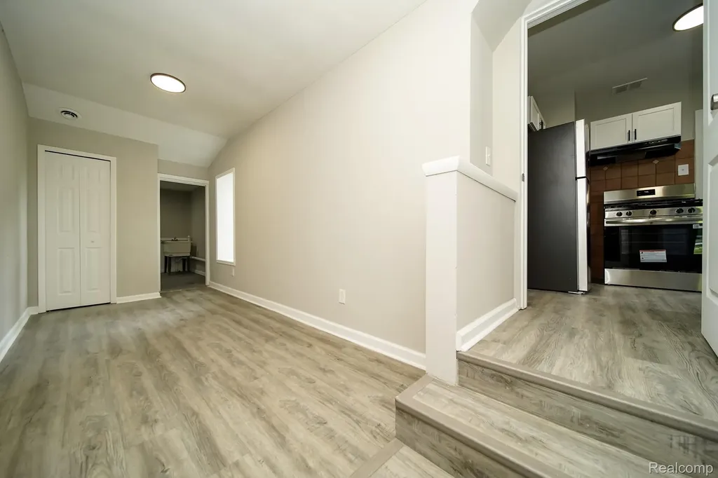 36807 Jefferson Avenue Harrison Charter Township MI 48045