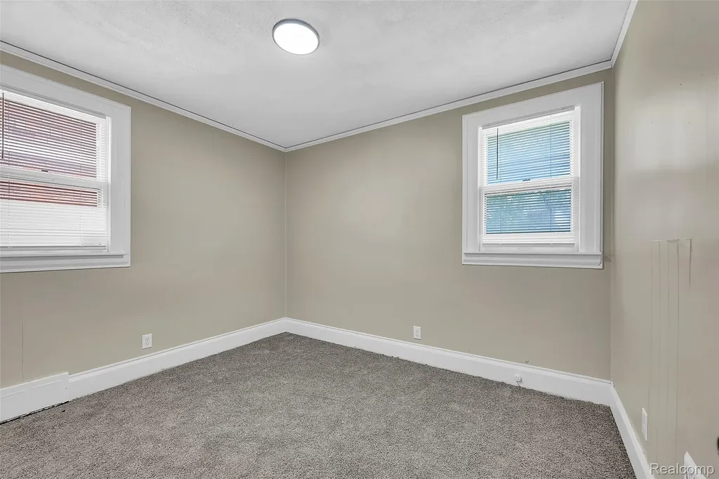 13600 Santa Rosa Drive Detroit City MI 48238