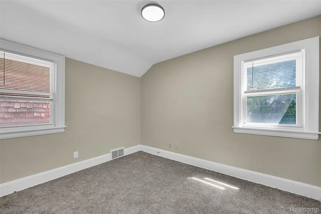 13600 Santa Rosa Drive Detroit City MI 48238