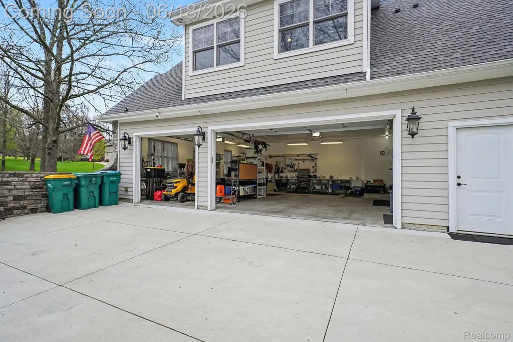12310 Ivy Lane Tyrone Township MI 48430