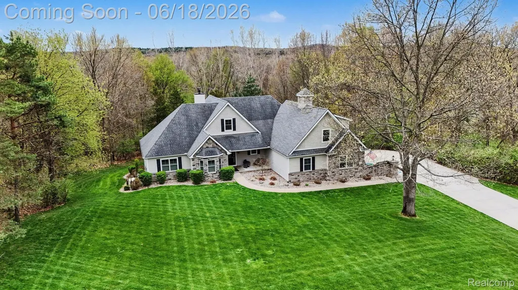 12310 Ivy Lane Tyrone Township MI 48430