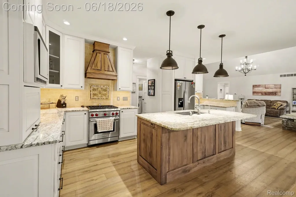 12310 Ivy Lane Tyrone Township MI 48430