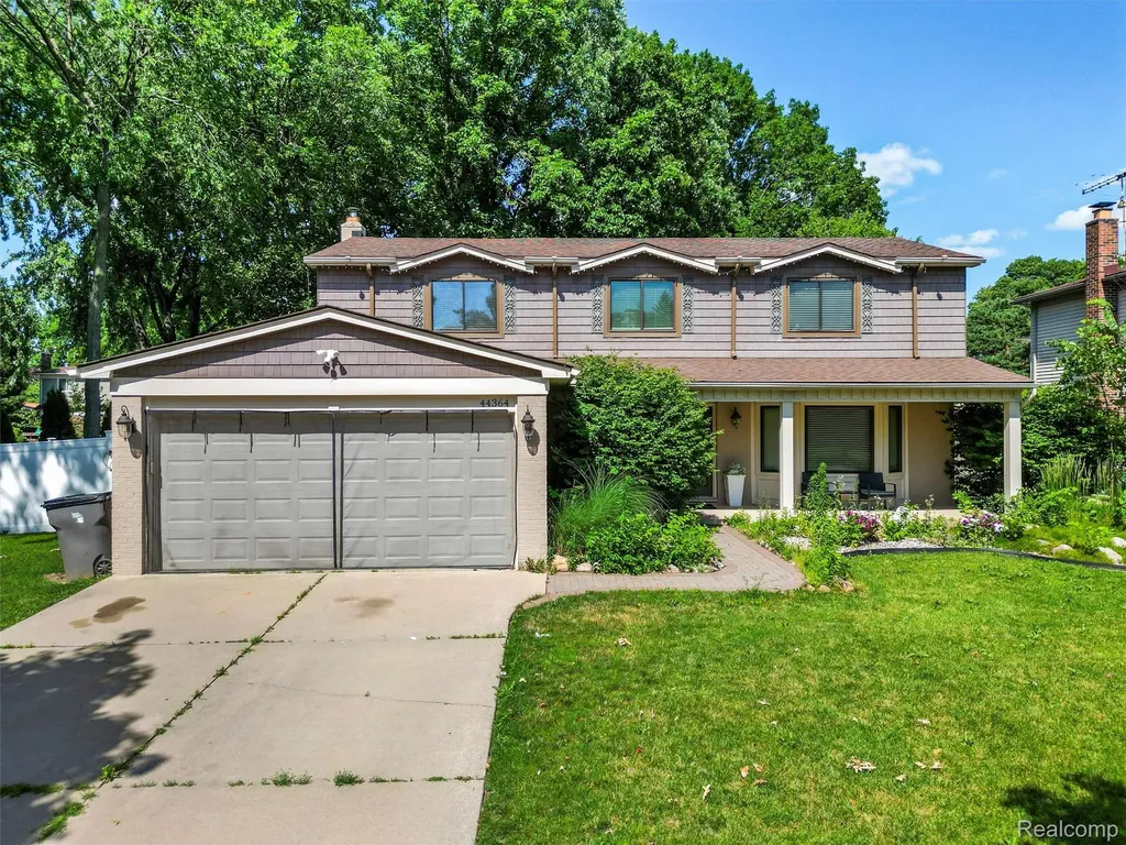 44364 Highgate Drive Clinton Charter Township MI 48038