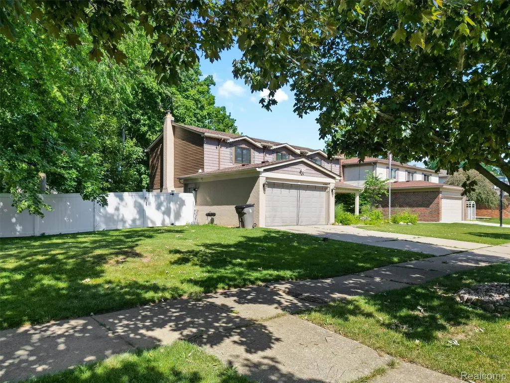 44364 Highgate Drive Clinton Charter Township MI 48038