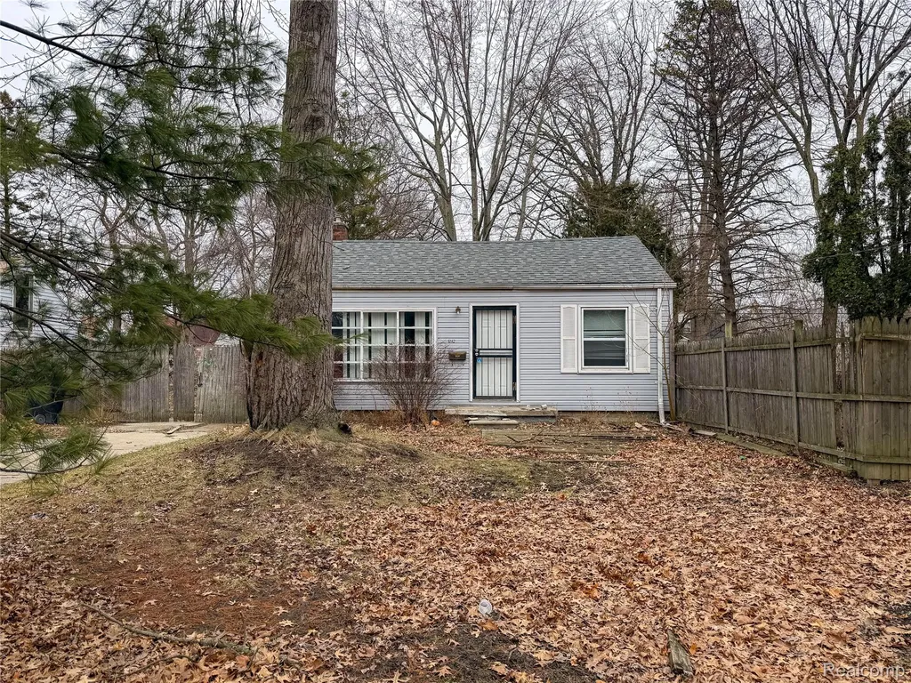 6142 Hereford Street Detroit City MI 48224