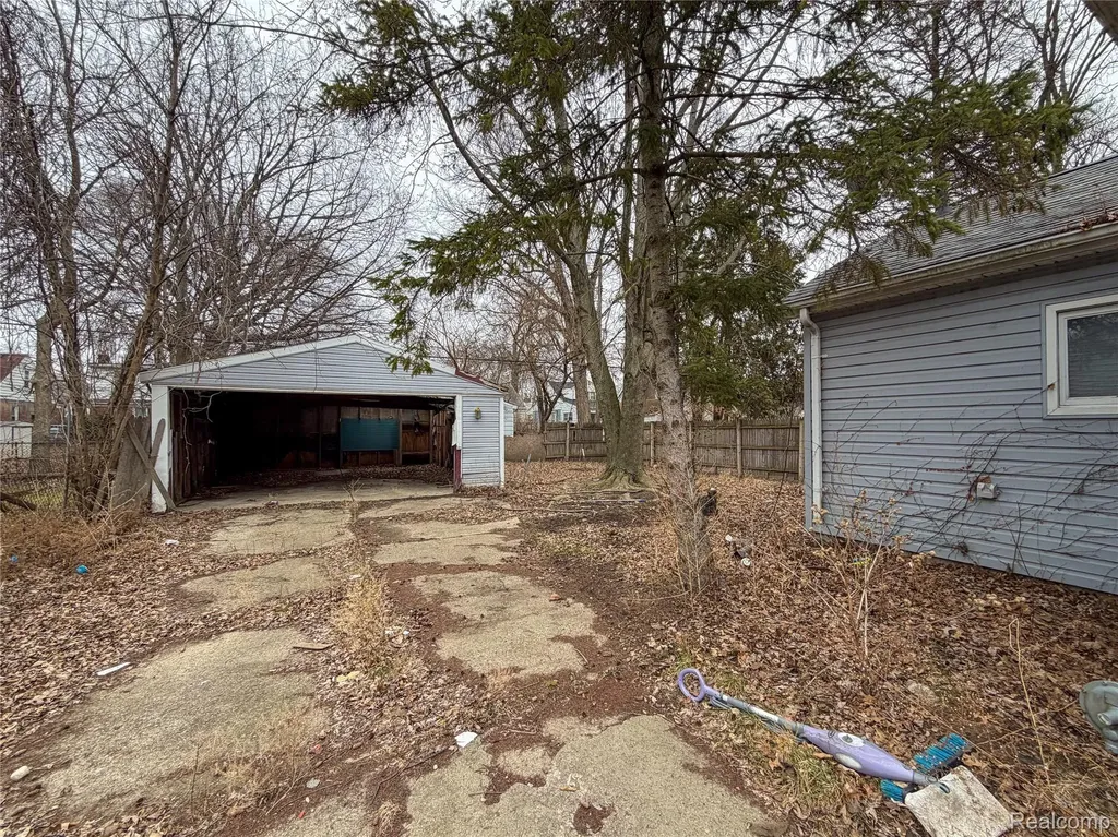 6142 Hereford Street Detroit City MI 48224
