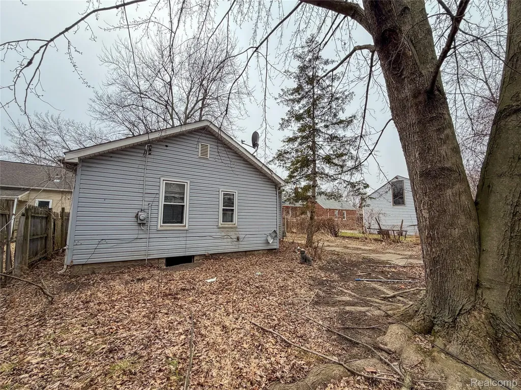 6142 Hereford Street Detroit City MI 48224