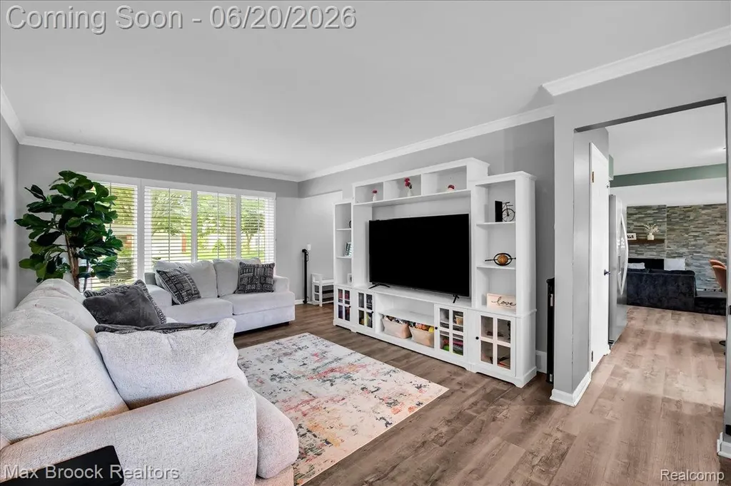 24248 Hampton Hill Street Novi City MI 48375