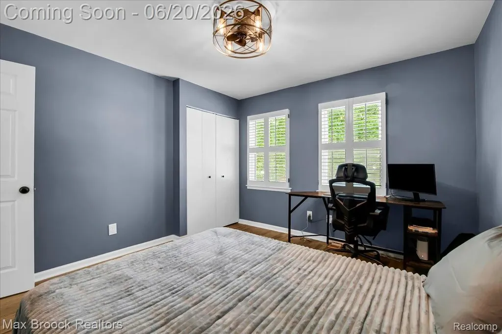 24248 Hampton Hill Street Novi City MI 48375