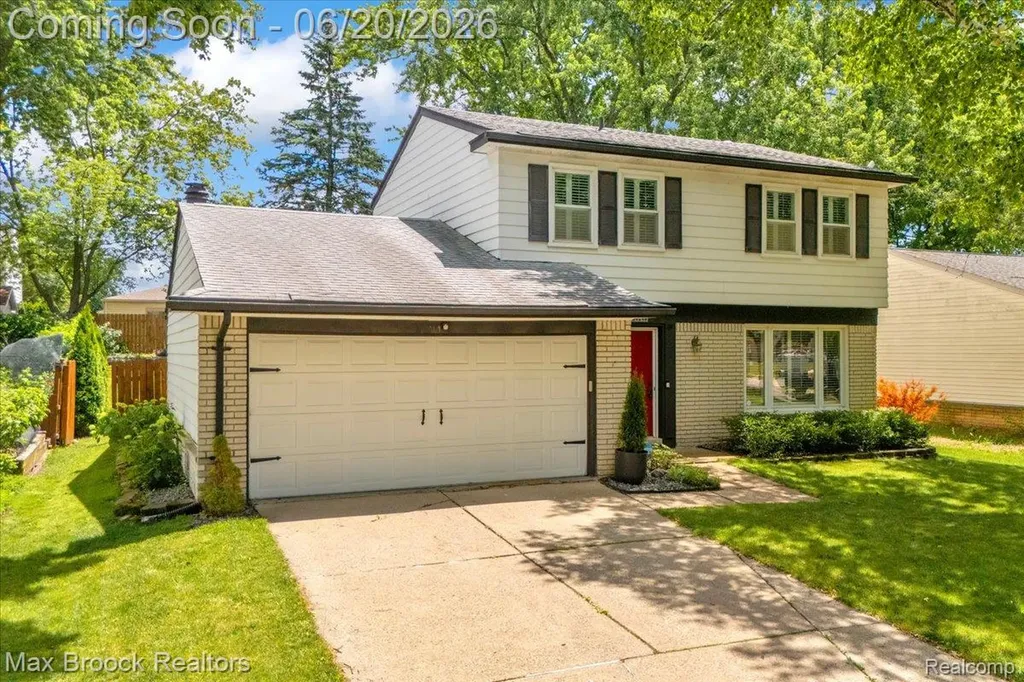 24248 Hampton Hill Street Novi City MI 48375