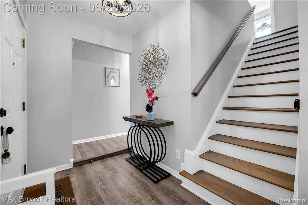 24248 Hampton Hill Street Novi City MI 48375
