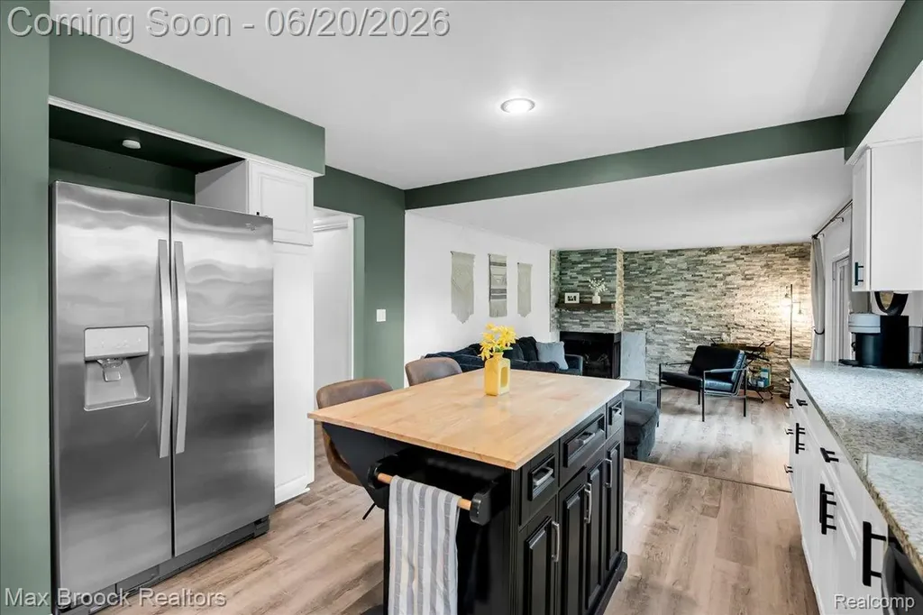 24248 Hampton Hill Street Novi City MI 48375