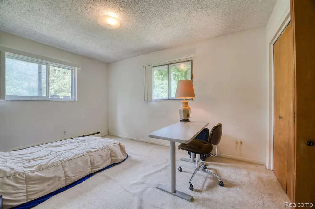 3020 Glengary Road Commerce Charter Township MI 48382