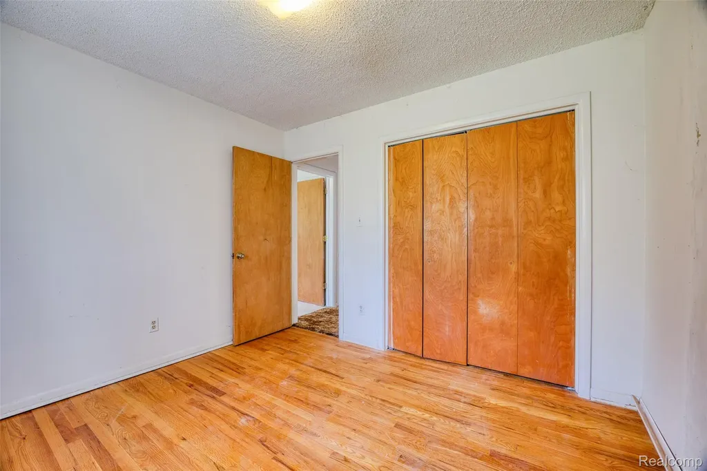 3020 Glengary Road Commerce Charter Township MI 48382
