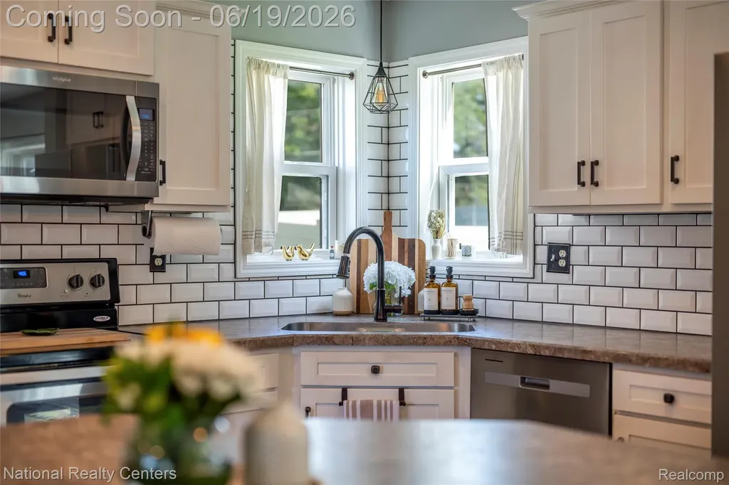 8423 Cascade Street Commerce Charter Township MI 48382