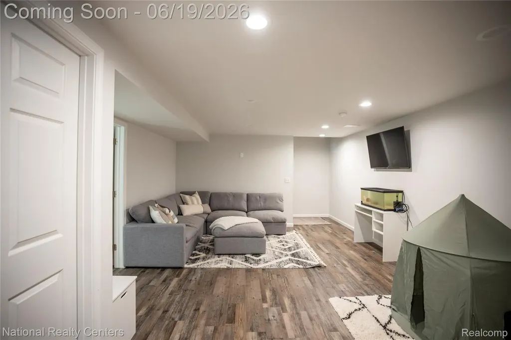 8423 Cascade Street Commerce Charter Township MI 48382