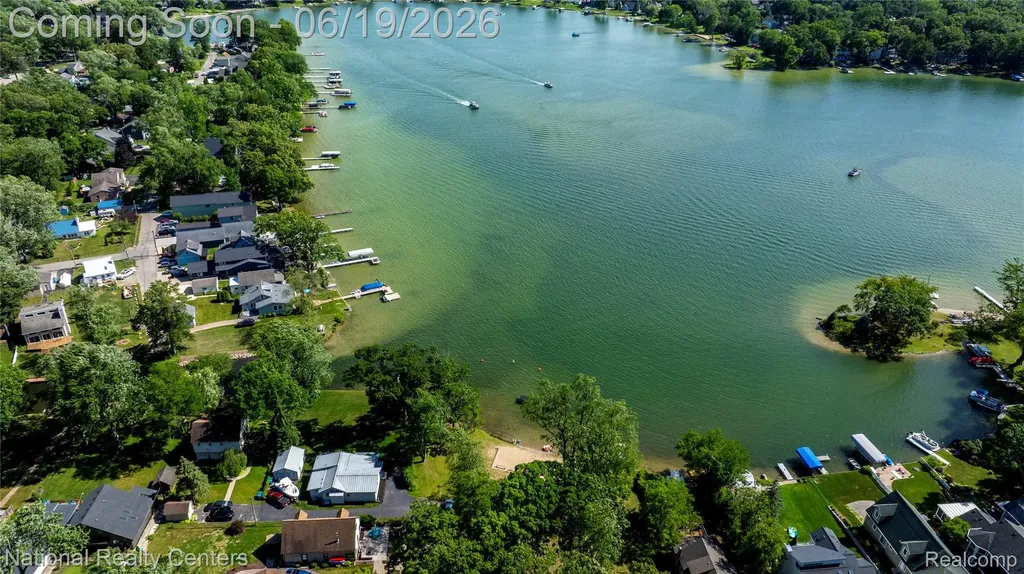 8423 Cascade Street Commerce Charter Township MI 48382