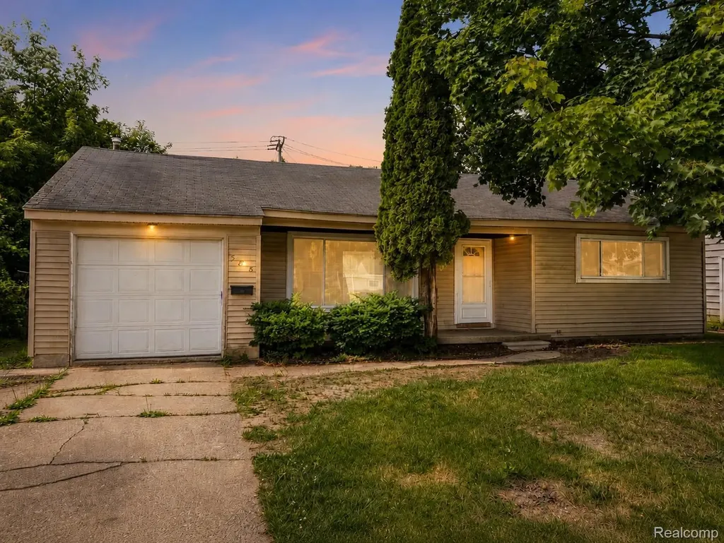 585 Olds Street Ypsilanti City MI 48198