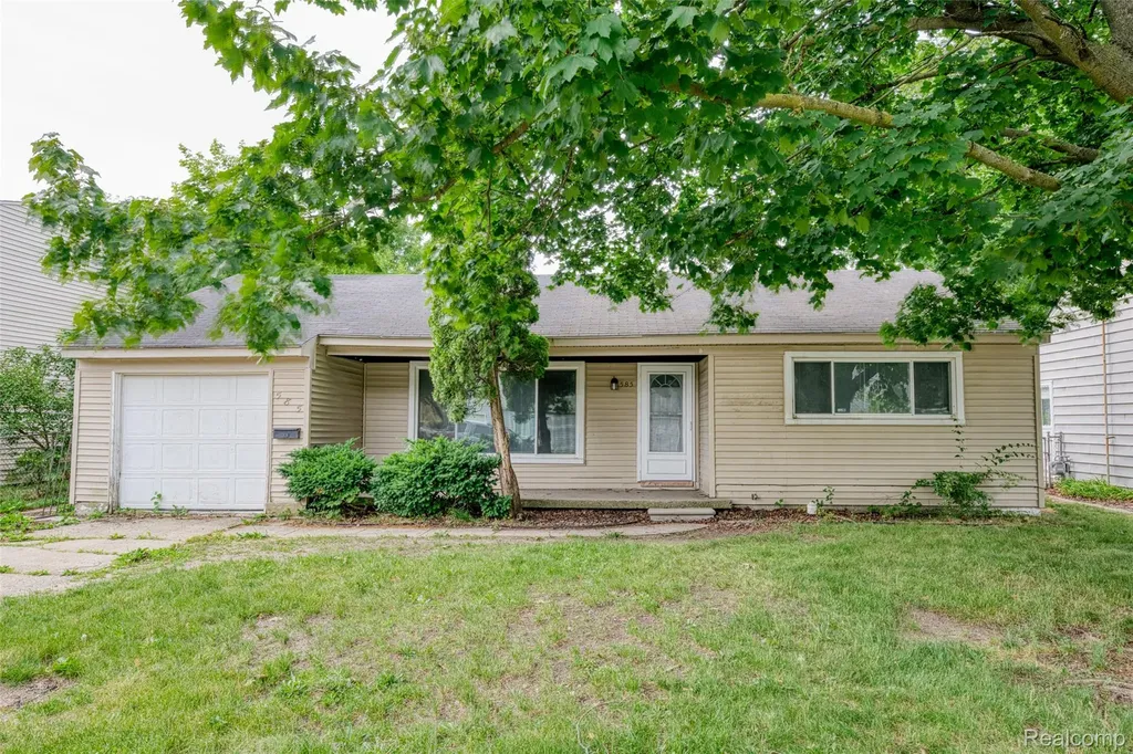 585 Olds Street Ypsilanti City MI 48198
