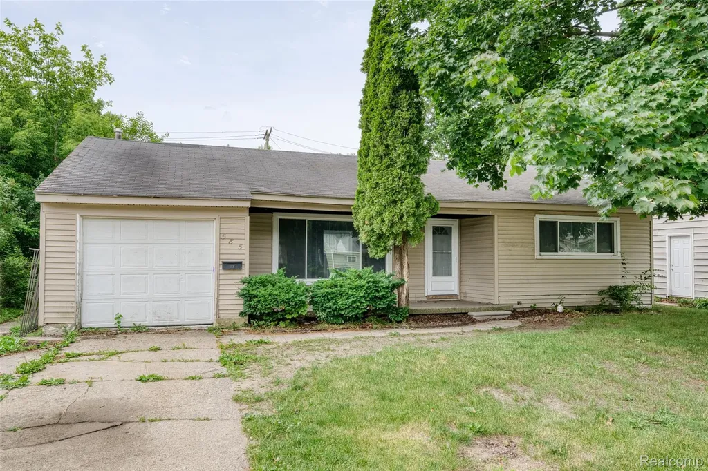 585 Olds Street Ypsilanti City MI 48198