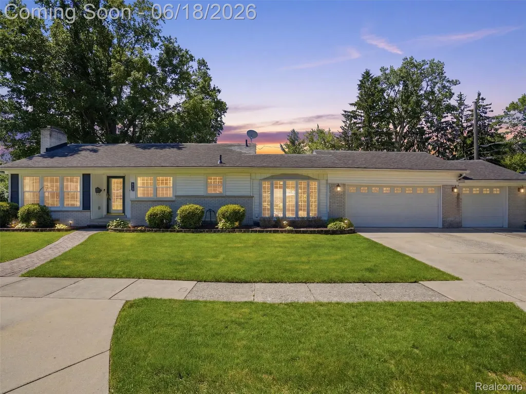 34155 Oakdale Street Livonia City MI 48154